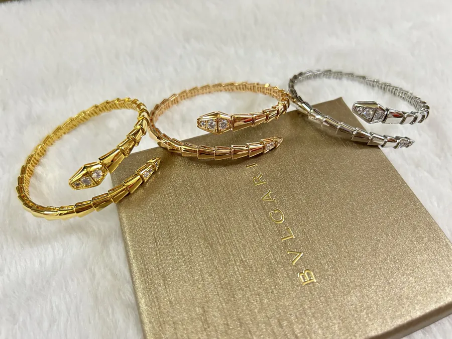 BVLGARI Single Circle Snake Bracelet with Head and Tail Diamonds