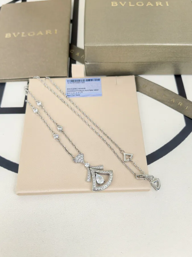 Bulgari New Upgrade Silver Large Diamond Encrusted Necklace