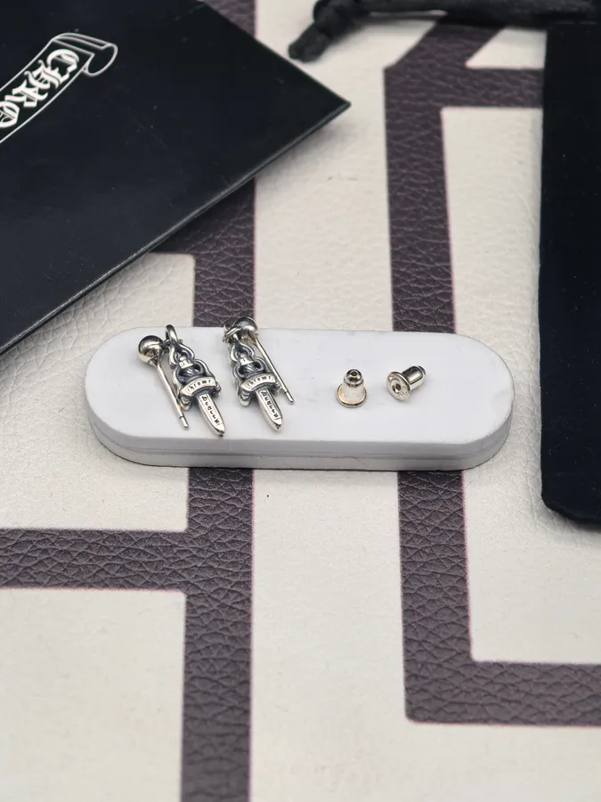 CROOS Sword Stud Earrings