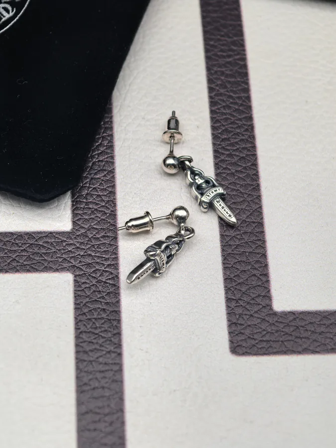 CROOS Sword Stud Earrings