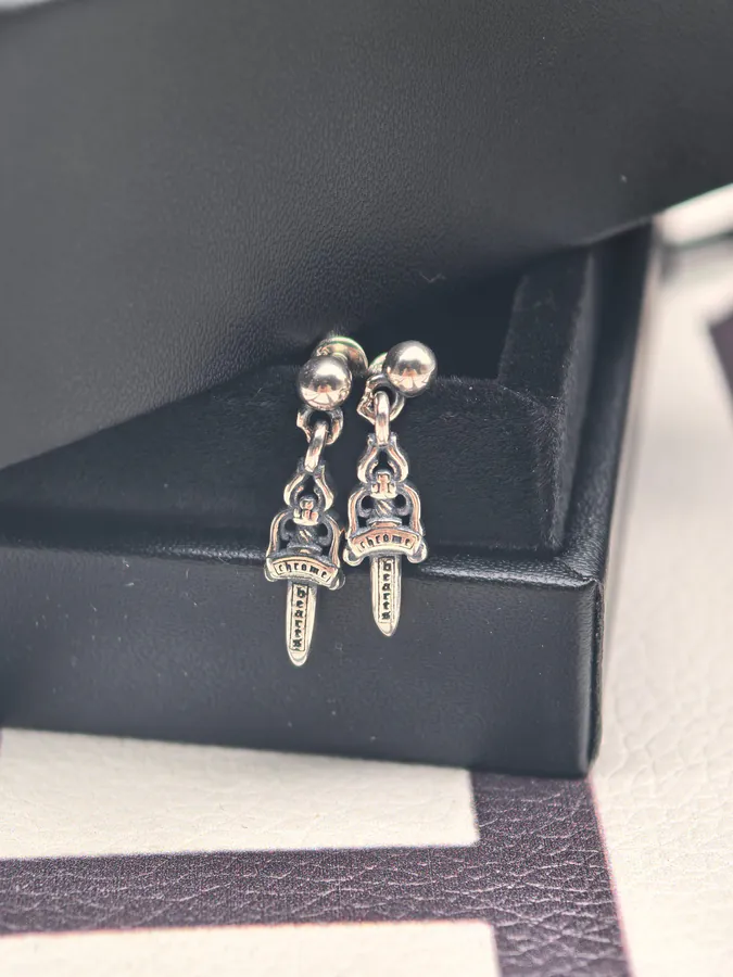 CROOS Sword Stud Earrings