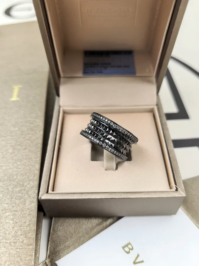 Bulgari Wide Roman Nail Clutch Ring in Black