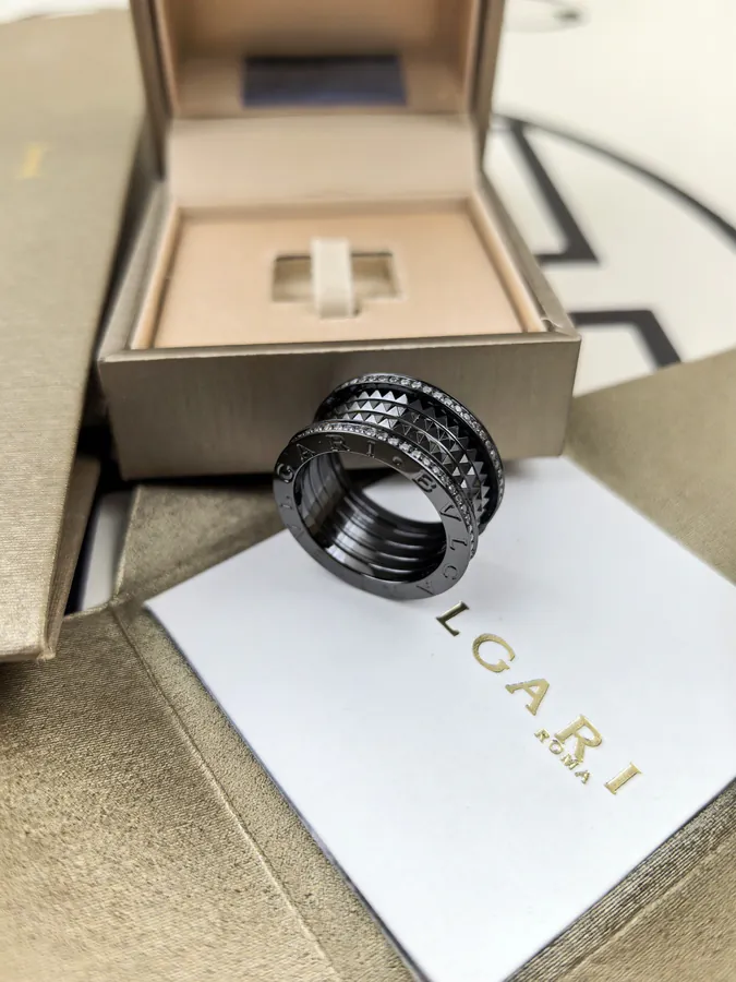 Bulgari Wide Roman Nail Clutch Ring in Black