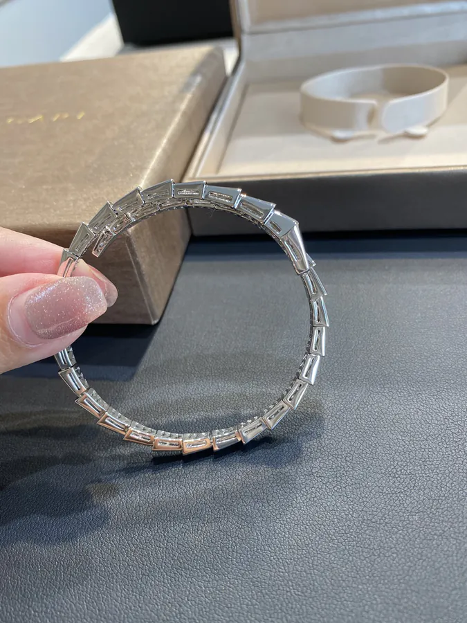 Bulgari Classic Snake Chain Diamond Bracelet