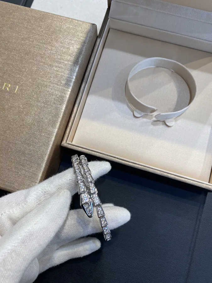 Bulgari Classic Snake Chain Diamond Bracelet