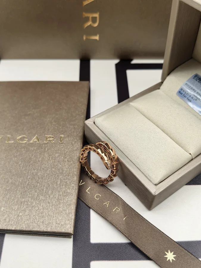 Bulgari Serpenti Semi Diamond