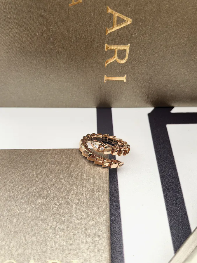 Bulgari Serpenti Semi Diamond