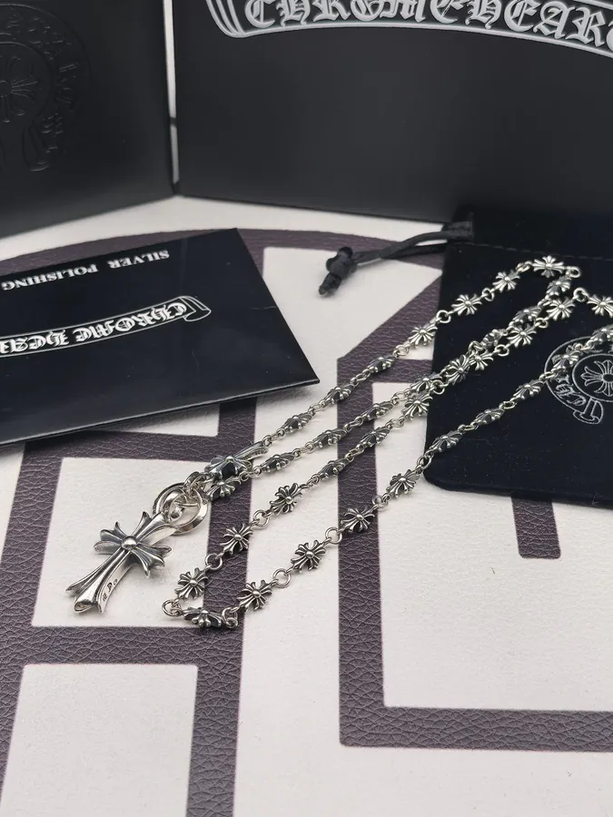 CROOS Cross Chain Necklace