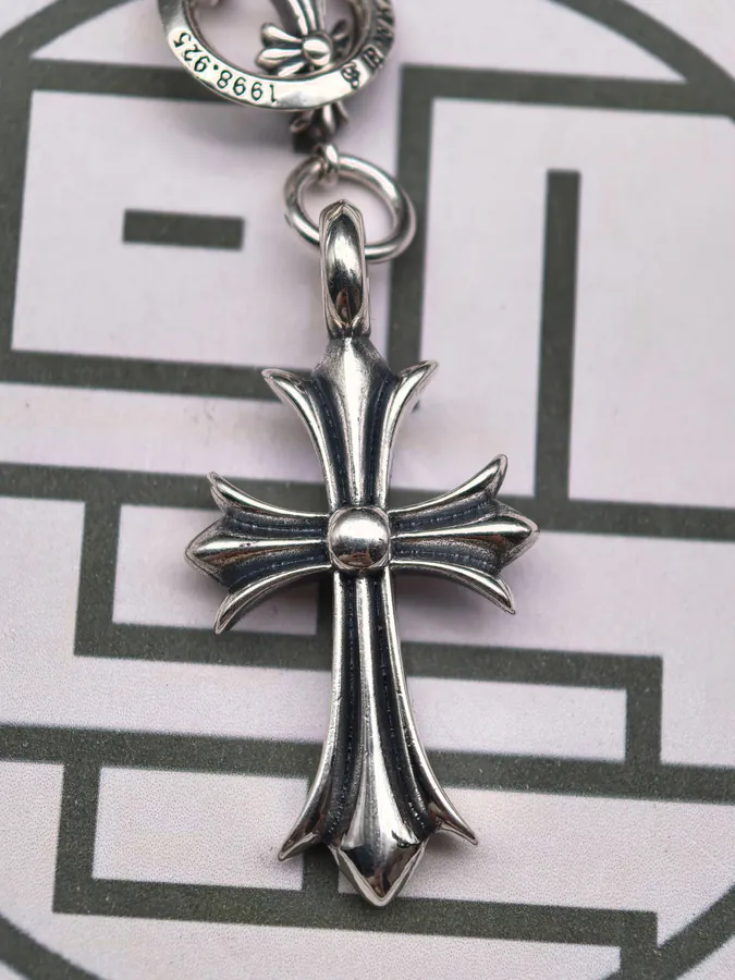 CROOS Cross Chain Necklace