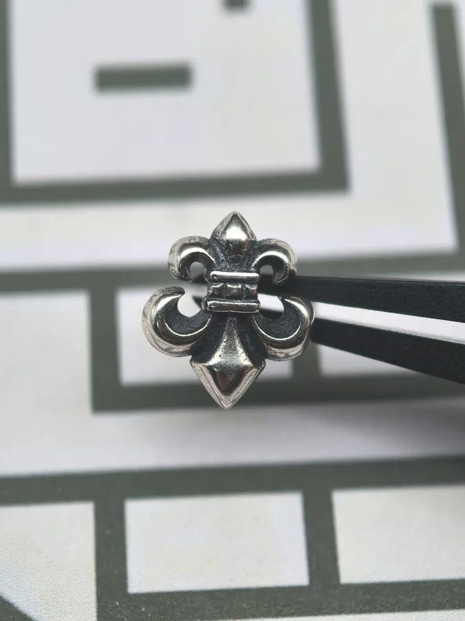 CROOS Anchor Earrings