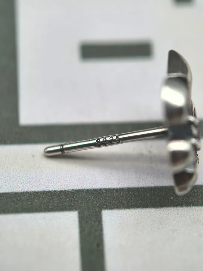 CROOS Anchor Earrings