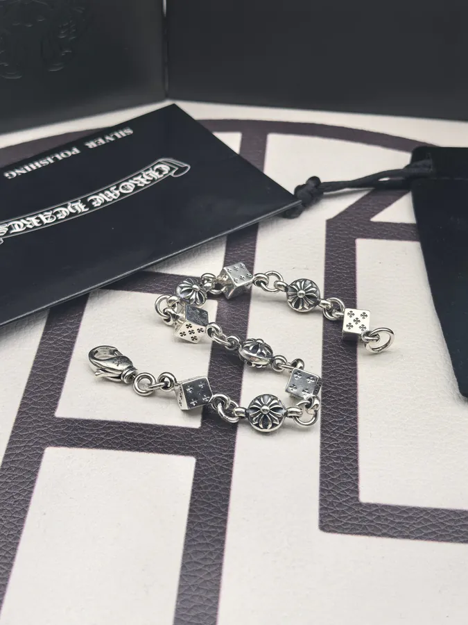 CROOS Dice Bracelet