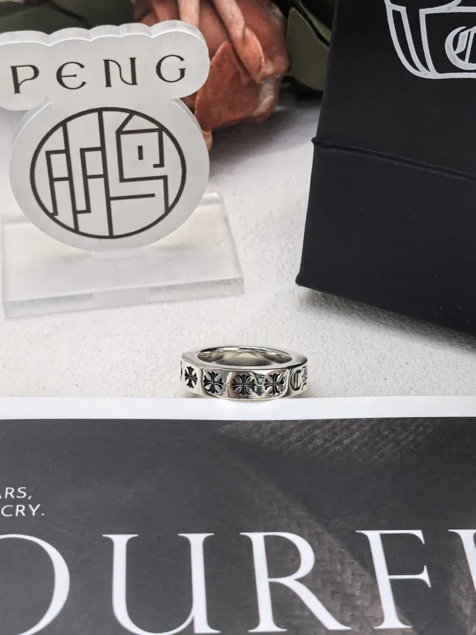 CROOS Cross Classic Retro Shiny Ring