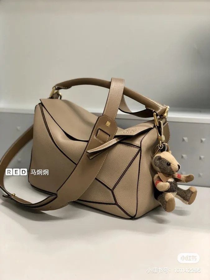 Rocha Classic Puzzle Medium Handbag