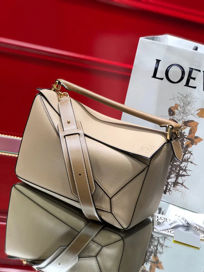 Rocha Classic Puzzle Medium Handbag