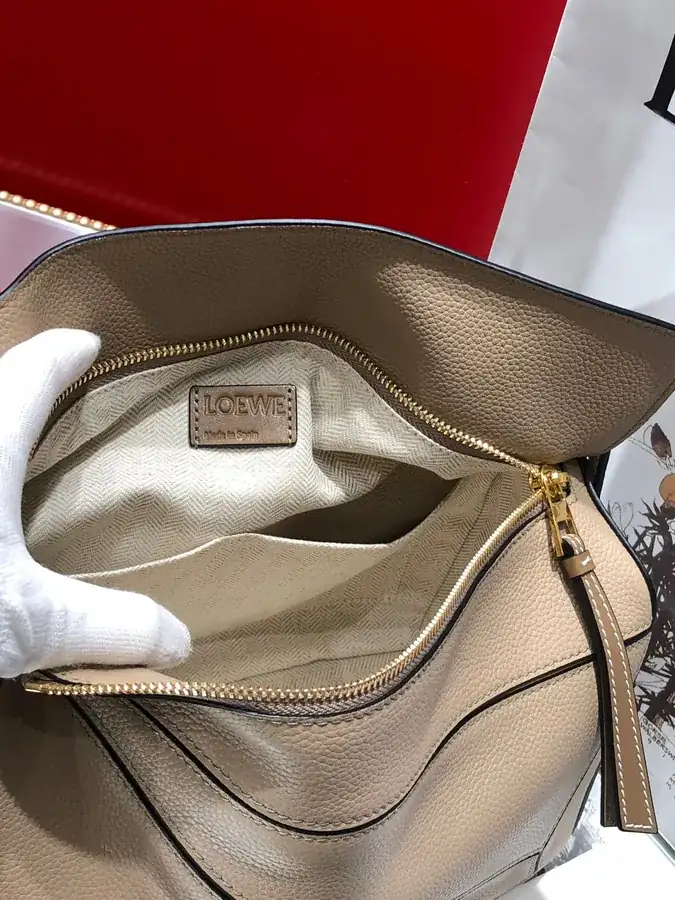 Rocha Classic Puzzle Medium Handbag
