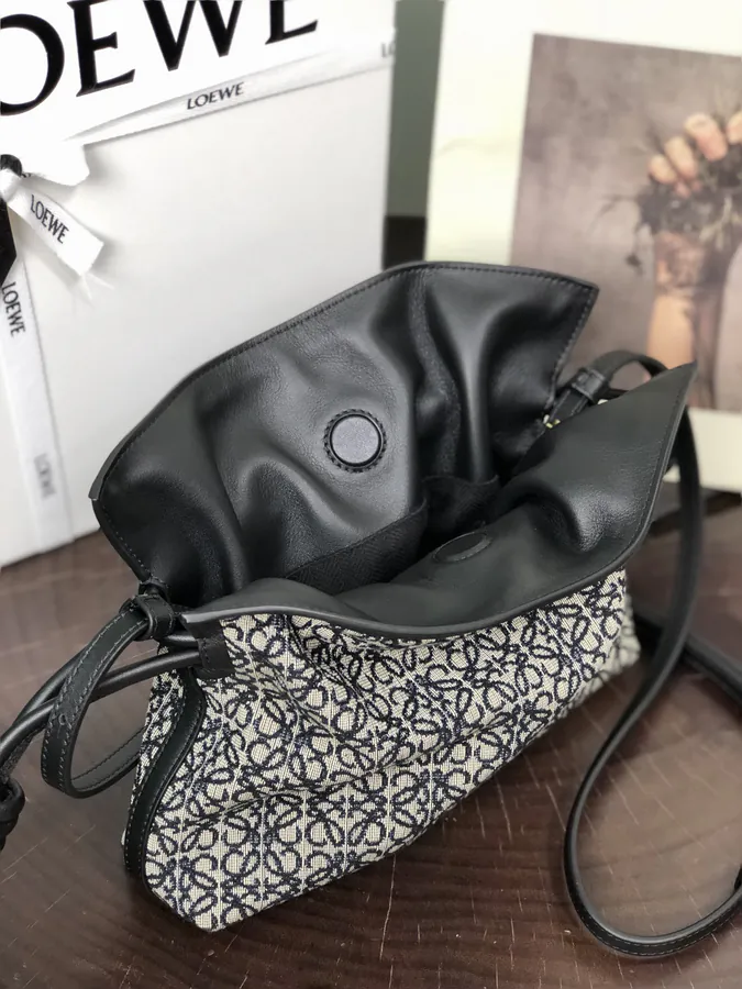 Mini Flamenco Clutch Elegant Crossbody