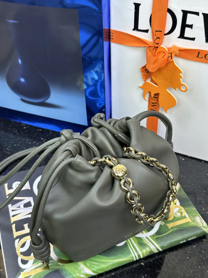 Flamenco Purse Mini Chain Bucket Bag