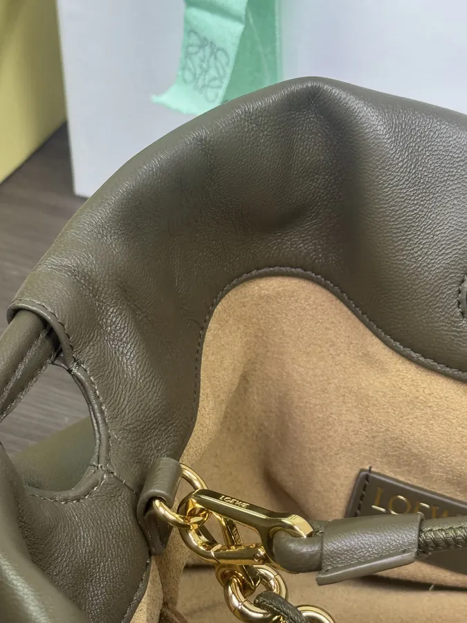 Flamenco Purse in Grained Leather