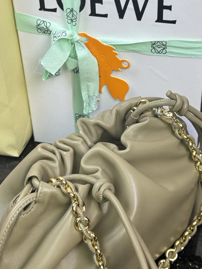 Flamenco Purse in Grained Leather