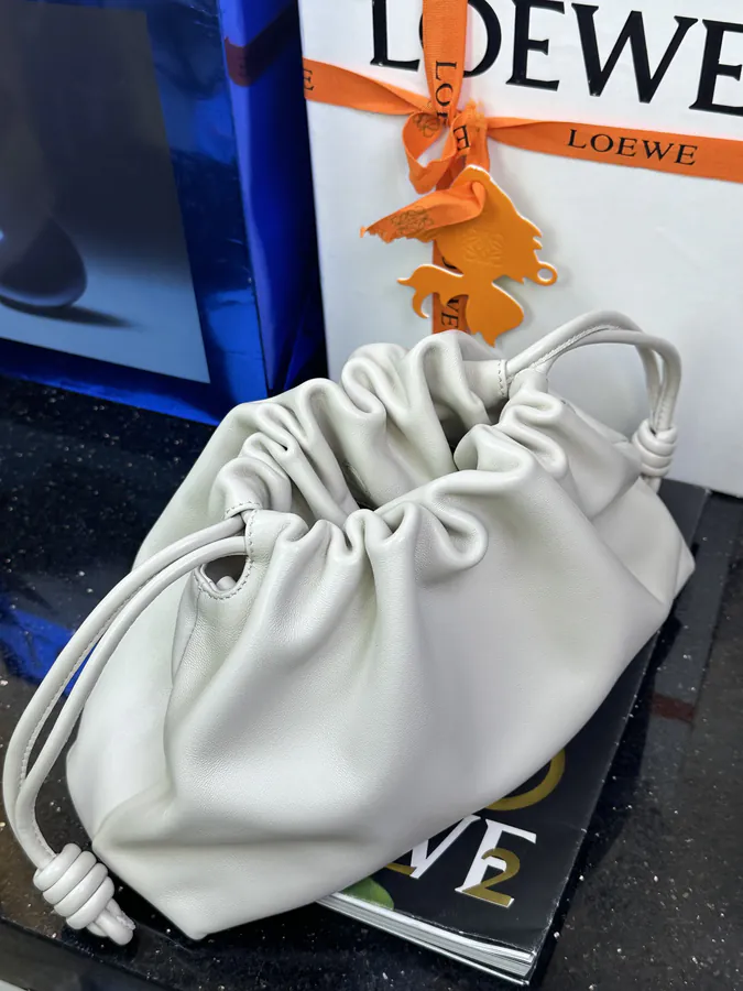 Flamenco Purse in Grained Leather