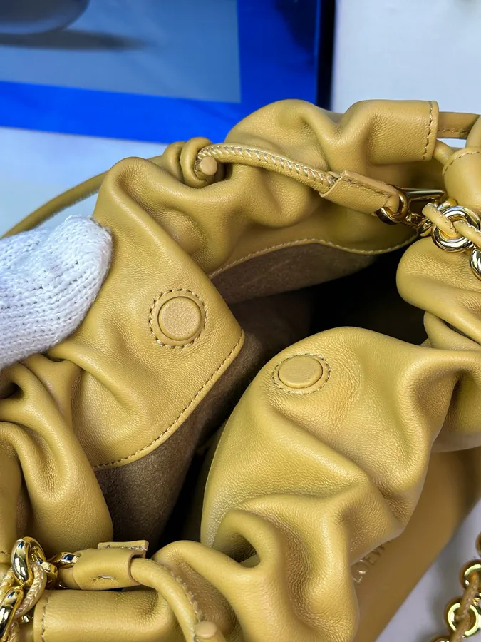 Flamenco Purse in Grained Leather