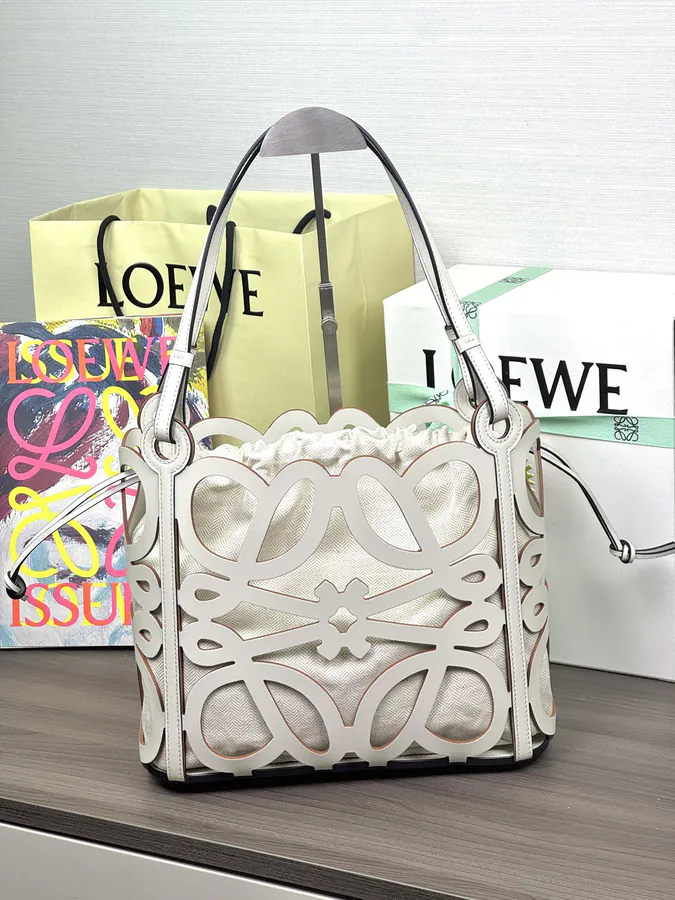 Anagram Tote Small Lightweight and Spacious