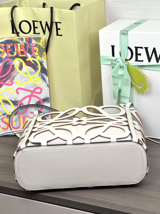 Anagram Tote Small Lightweight and Spacious