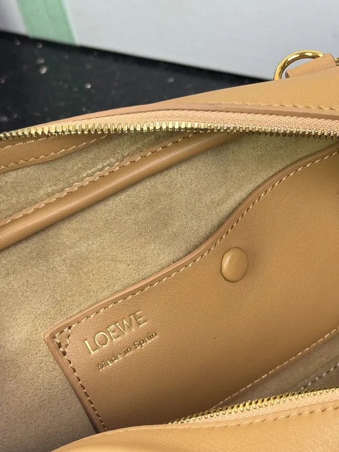 Amazona 23 Cropped Bowling Bag