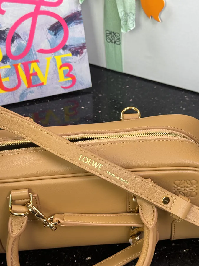Amazona 23 Cropped Bowling Bag
