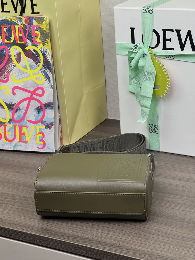 LOE Camera Bag Versatile & Stylish