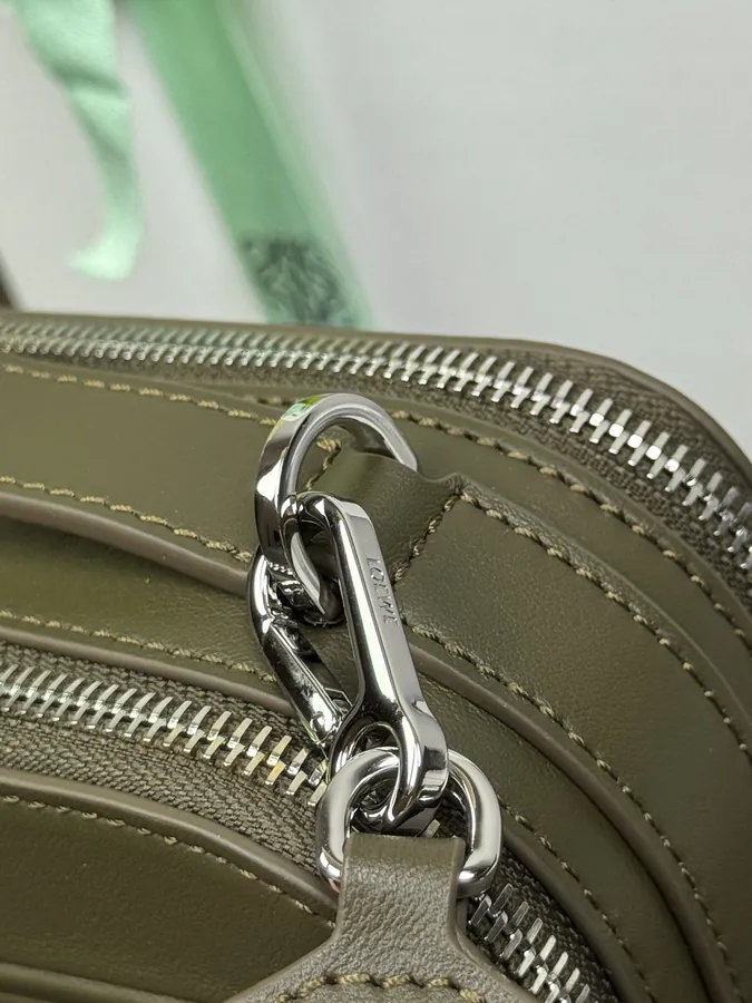 LOE Camera Bag Versatile & Stylish