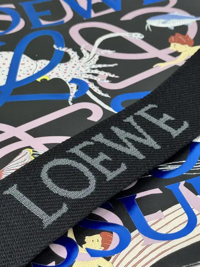 Anagram Embroidered Shoulder Bag Black