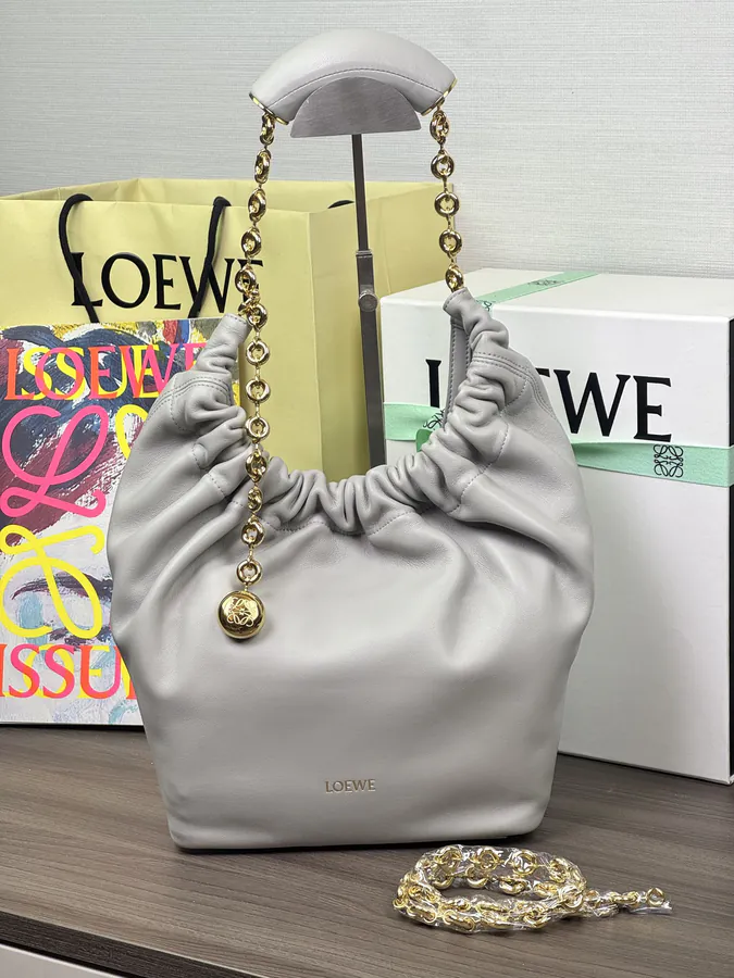 Squeeze Handbag Small Size, Silver Gray