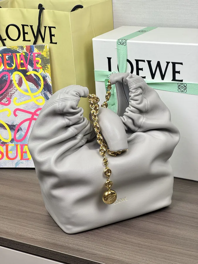 Squeeze Handbag Small Size, Silver Gray