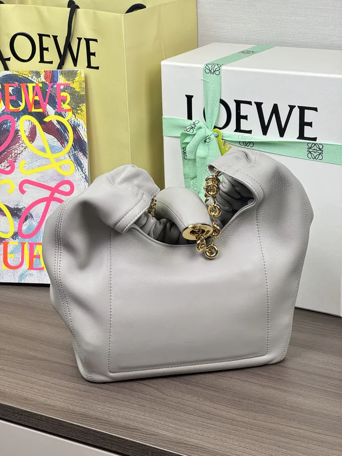 Squeeze Handbag Small Size, Silver Gray