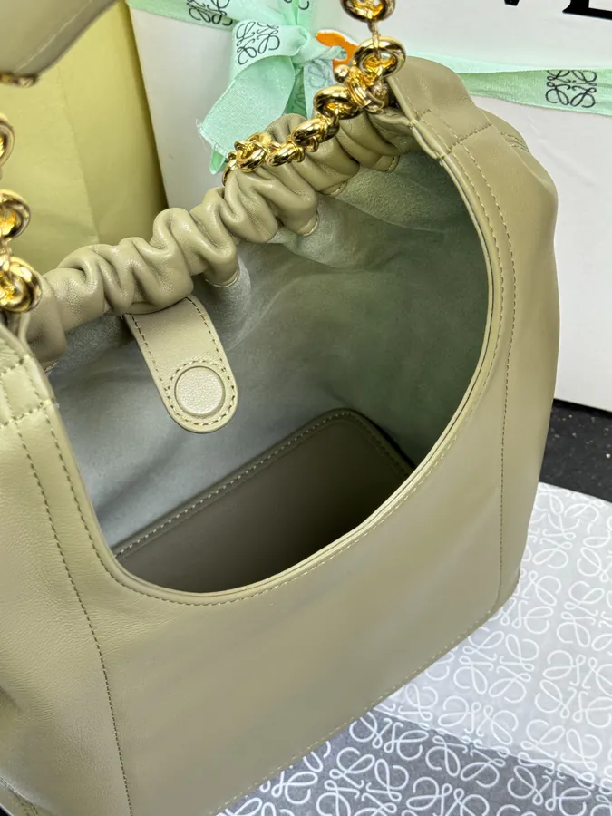Squeeze Handbag Small Size, Nappa Sheepskin