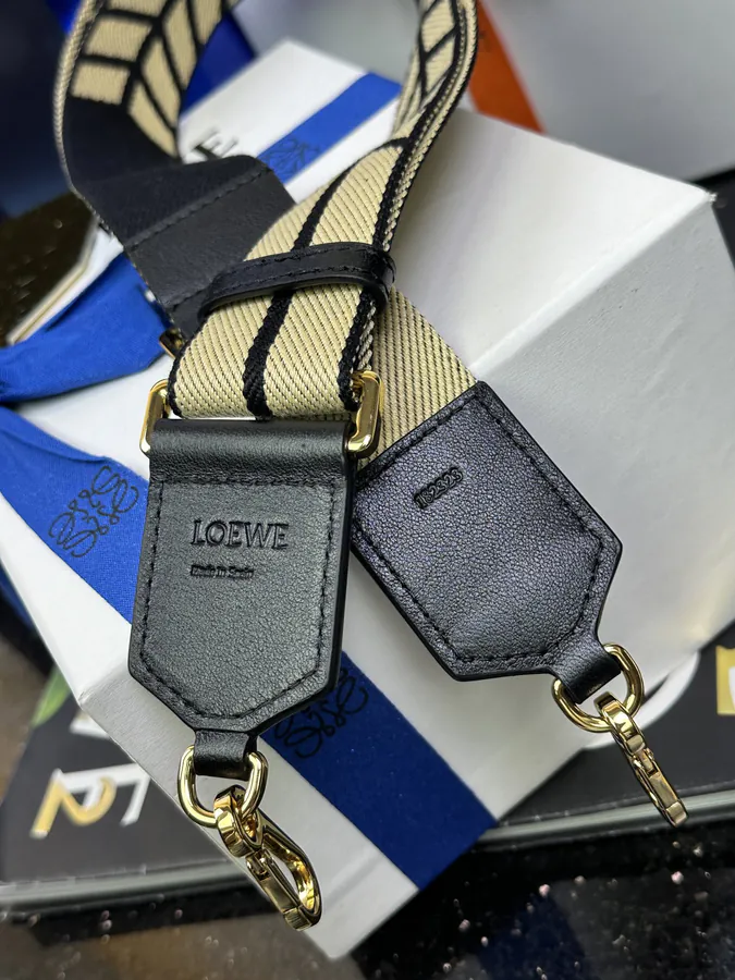 Anagram Embroidered Shoulder Bag Natural Color