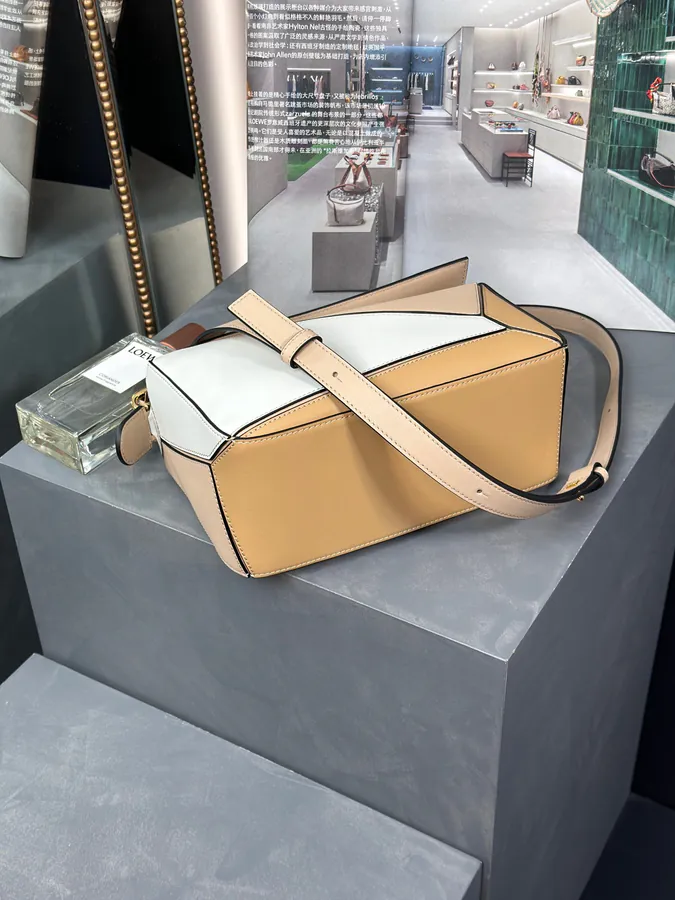 Rocha Classic Puzzle Mini Handbag