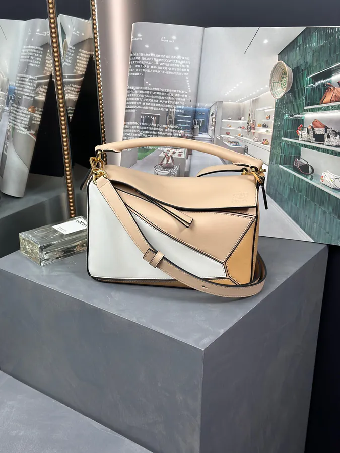 Rocha Classic Puzzle Mini Handbag