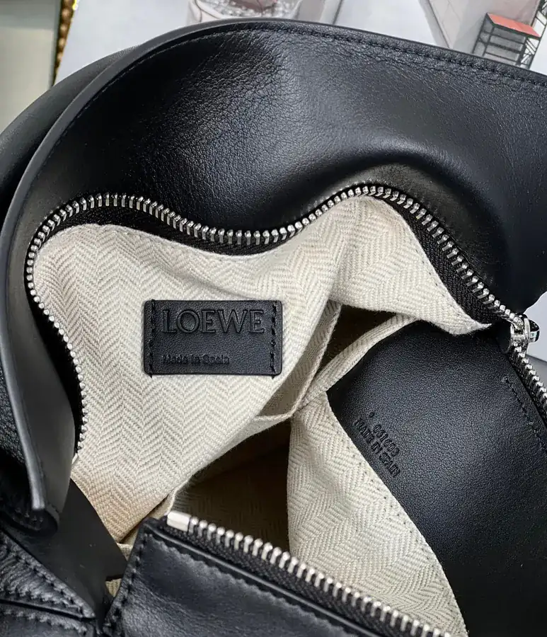 Rocha Classic Puzzle Medium Handbag