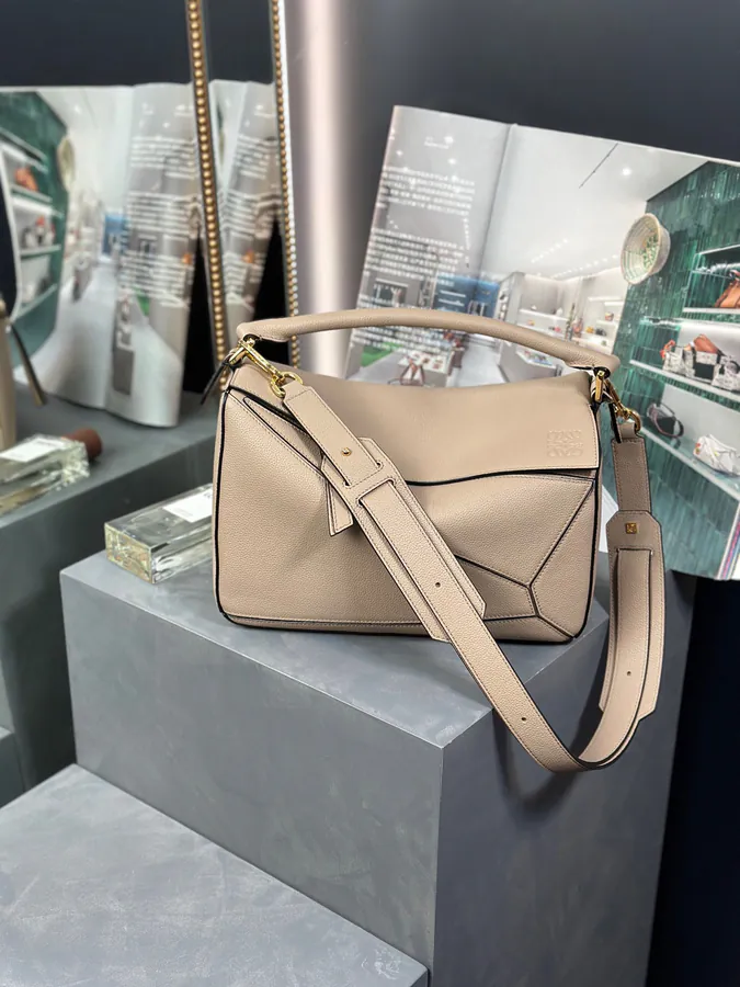 Rocha Classic Puzzle Medium Handbag