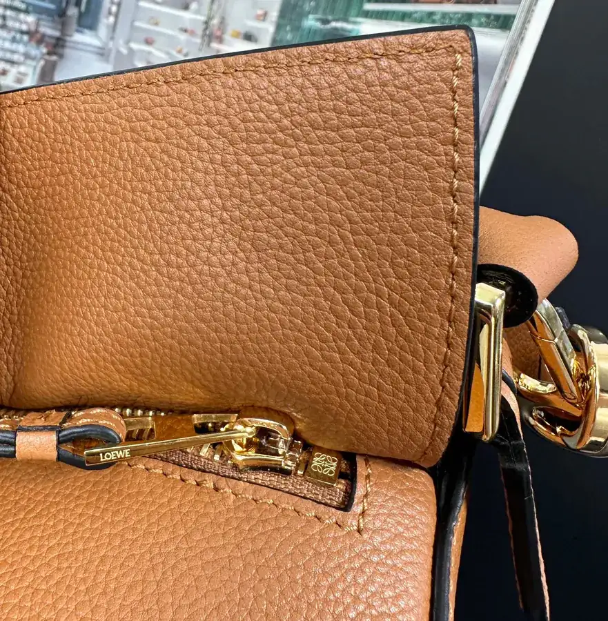 Rocha Classic Puzzle Medium Handbag