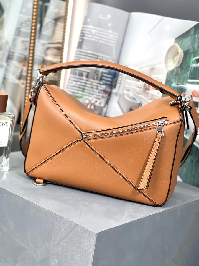 Rocha Classic Puzzle Medium Handbag