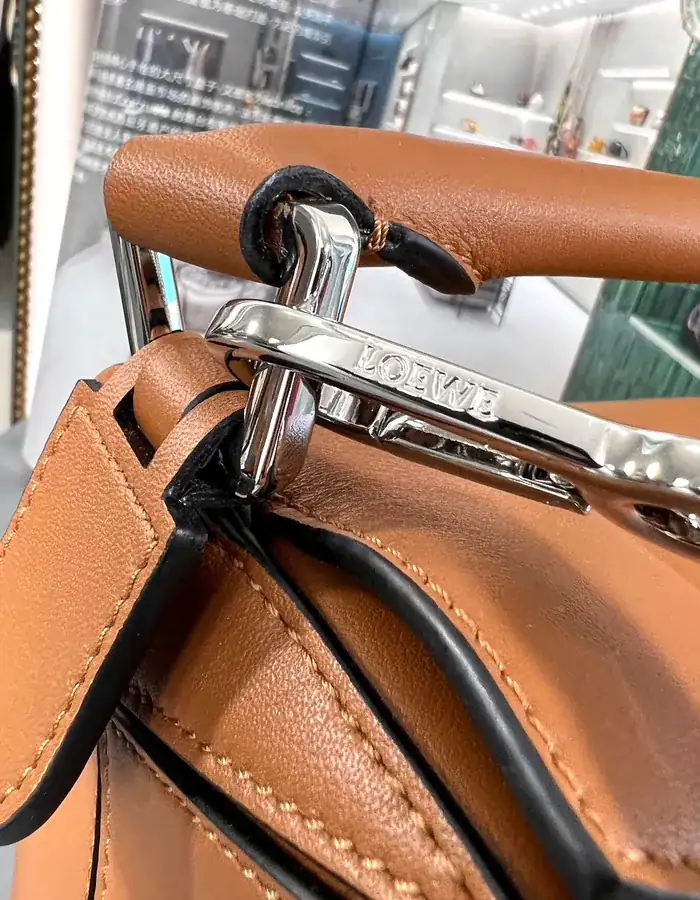 Rocha Classic Puzzle Medium Handbag