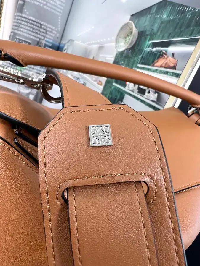 Rocha Classic Puzzle Medium Handbag