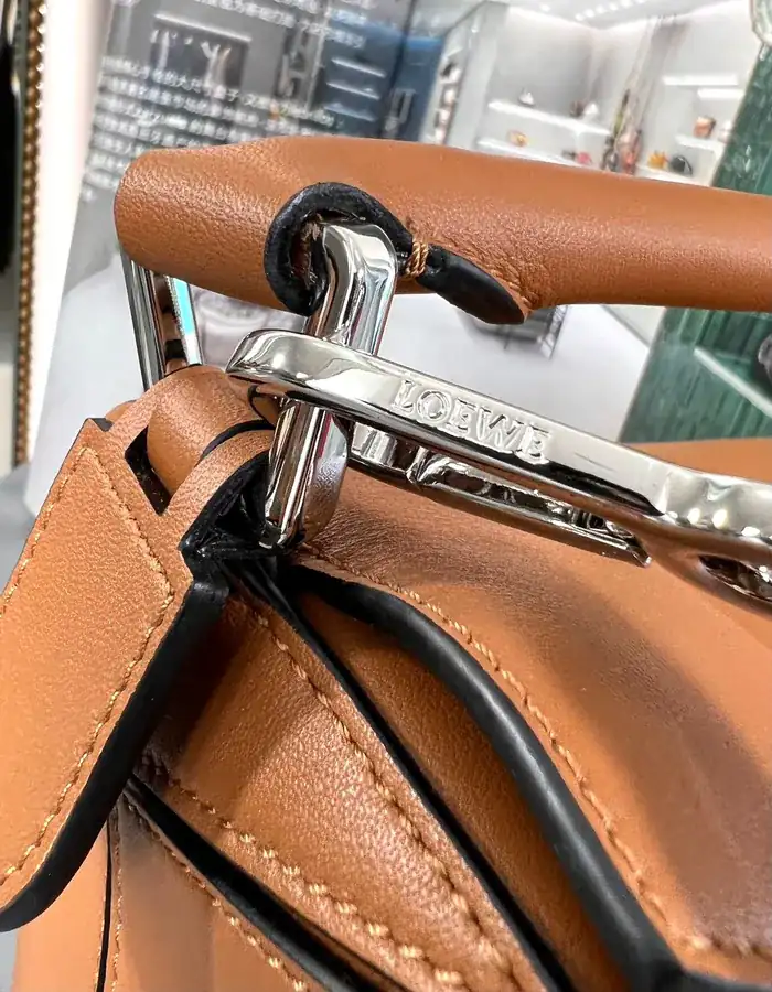 Rocha Classic Puzzle Medium Handbag