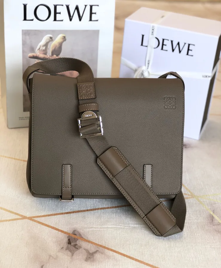 Men's Vintage Heart Mail Bag