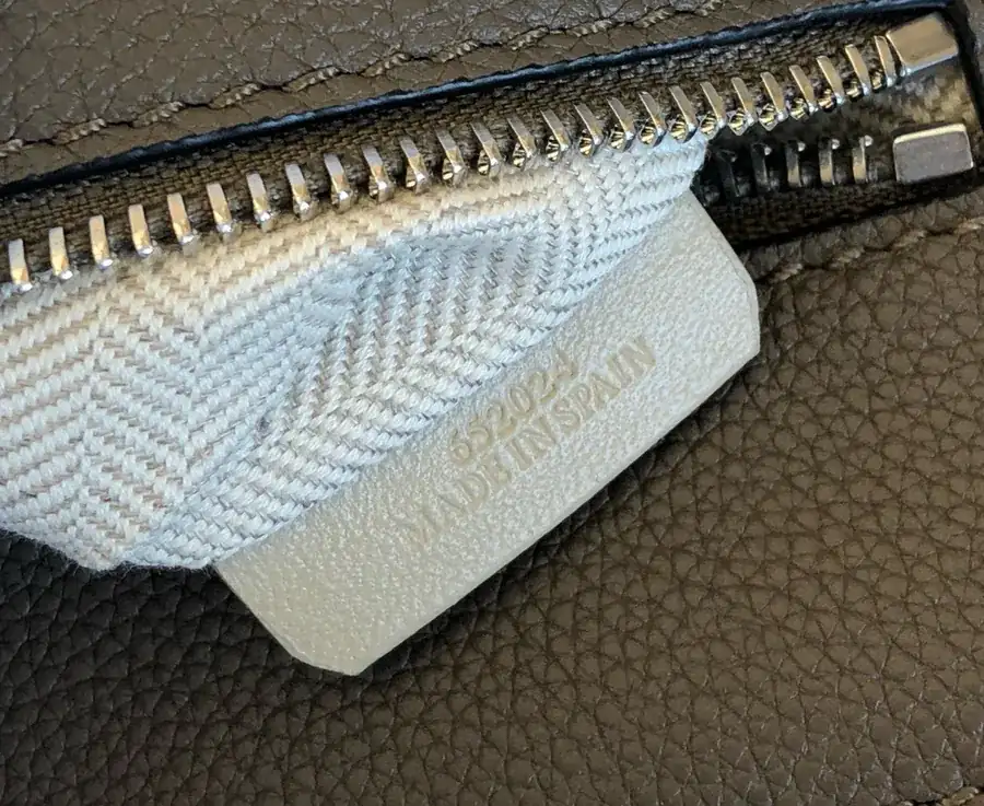Men's Vintage Heart Mail Bag