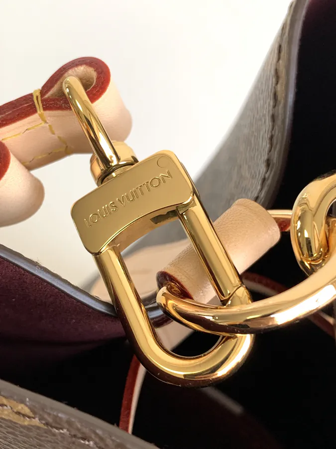 NÉONOÉ Mini Bucket Bag Classic Monogram Canvas with Grained Calfskin Trim